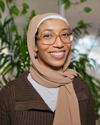 Photo of Maraam Haque, Registered Psychotherapist (Qualifying), RP(Q), MACP, MSc