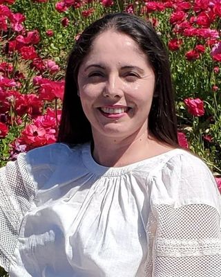Photo of Maribel Perez, Marriage & Family Therapist, MS, LMFT