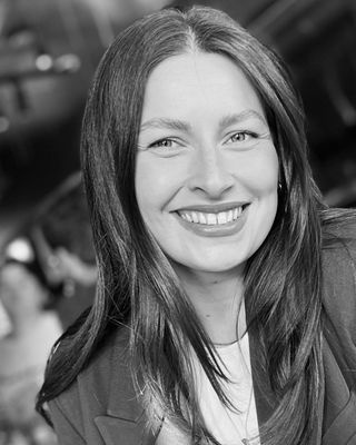 Photo of Frances Wild, Psychotherapist, MBABCP