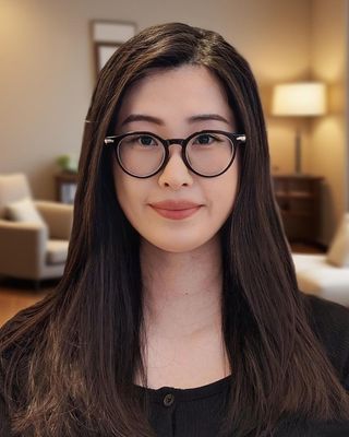 Photo of Siya Zhang, Registered Psychotherapist, MSc