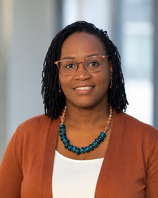 Photo of Toya Hodges, Clinical Social Work/Therapist, LCSW, CADC