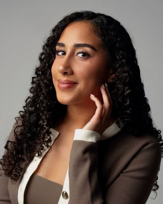 Photo of Natalie Demian, Registered Psychotherapist (Qualifying), BS, MS