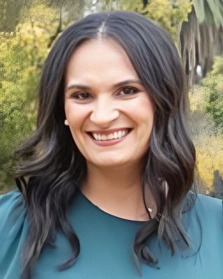 Photo of Julie Hernandez, Marriage & Family Therapist in California