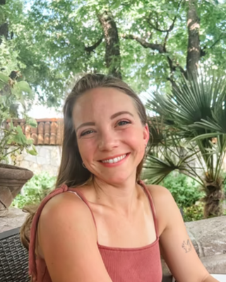 Photo of Kirsten Gomez, Clinical Social Work/Therapist, LCSW