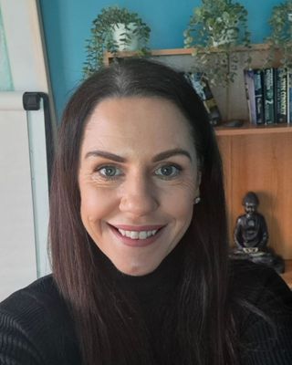 Photo of Joanne Smith, Psychotherapist, Pre-Accredited Member IACP