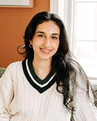 Photo of Wishah Khan, Registered Psychotherapist (Qualifying), MA