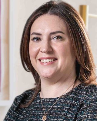 Photo of Dr. Ashley Arora, Psychiatric Nurse Practitioner, PMHNP
