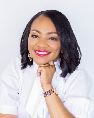 Photo of Dr. Niesha Davis-Massey, Clinical Social Work/Therapist, ThD, LCSW
