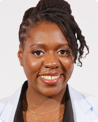 Photo of Erika Fadahunsi Lizardo, Clinical Social Work/Therapist, LCSW