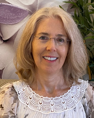 Photo of Michele Riel, MA, RP, CCC, Registered Psychotherapist