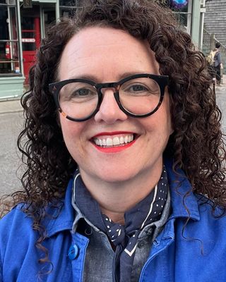 Photo of Rebecca Franks, Psychotherapist, MUKCP