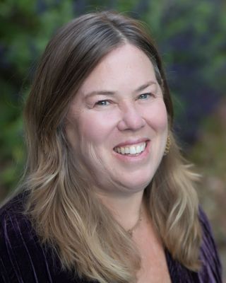 Photo of Alecia Singer, Marriage & Family Therapist in Upper Lake, CA