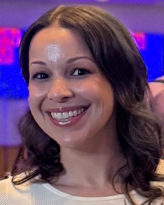 Photo of Kcarin De la Cruz, Clinical Social Work/Therapist, LCSW