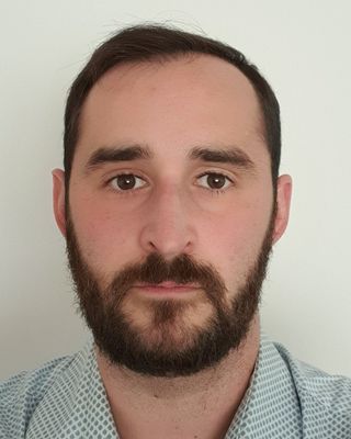 Photo of Dr Remy Hayes, Psychologist, PsychD, HCPC - Clin. Psych.