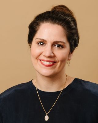 Photo of Amanda Santarossa, Psychologist in Edmonton, AB