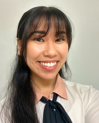 Photo of Alicia Zarzuela, LSW, Pre-Licensed Professional