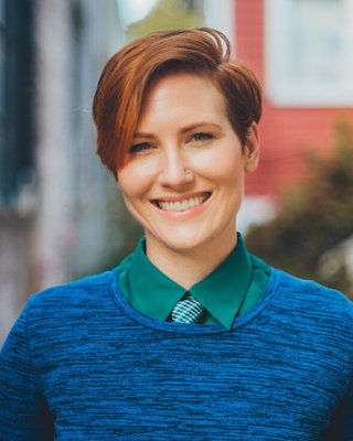 Photo of Caitlin (Caity) Lynch, Licensed Professional Counselor in Portland, OR