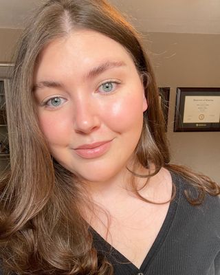 Photo of Olivia Davitt, Registered Psychotherapist, RP, MA