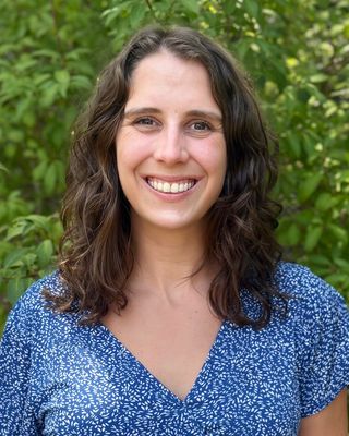 Photo of Cassie Cutting, Clinical Social Work/Therapist, LICSW