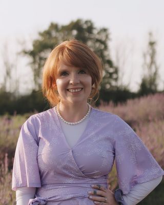 Photo of Samantha English, Registered Social Service Worker, HBCP, RSSW