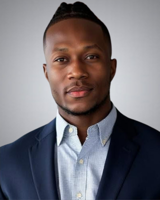 Photo of Momo Cole, Psychiatric Nurse Practitioner, APN, PMHNPBC, CRNP