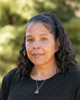 Photo of Julie Barry, Clinical Social Work/Therapist, DSW, LISW, PMH-C