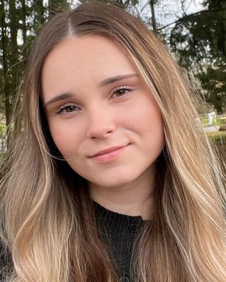 Photo of Lana Kulik, Pre-Licensed Professional