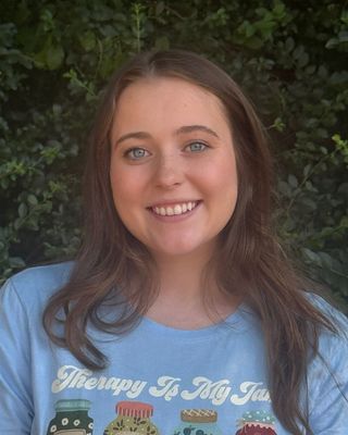 Photo of Michaela Glowacki, Pre-Licensed Professional