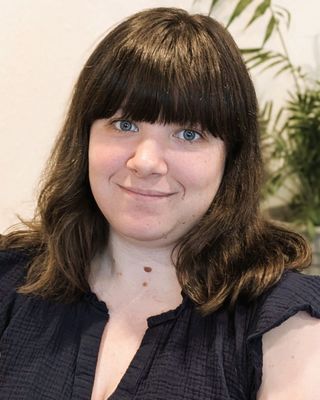 Photo of Kerri-Lynn Dunne, MHC-LP
