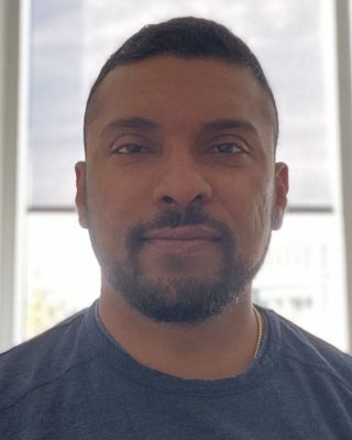 Photo of Dr. Arvin Simon, Psychologist, PhD, RPsych