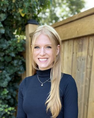 Photo of Lindsay Bryant, Psychologist, Ph.D, CPsych