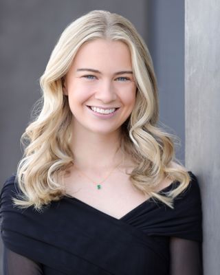 Photo of Eden Thiess, Marriage & Family Therapist Intern, MS