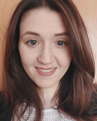 Photo of Nicole Dente, Psychotherapist, MBACP