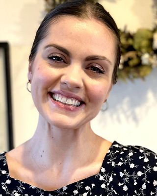 Photo of Angel Warren, Counselor, LGPC
