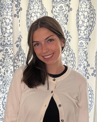 Photo of Chloe Young, Pre-Licensed Professional, MSW-LP