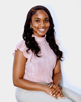 Photo of Tofe Salau, Clinical Social Work/Therapist, LCSW