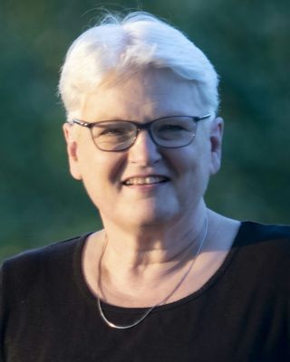 Photo of Karen Fry, Clinical Social Work/Therapist, LCSW