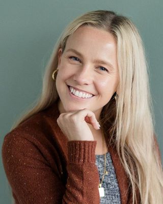 Photo of Chloe A Cox, Marriage & Family Therapist, LMFT, MA