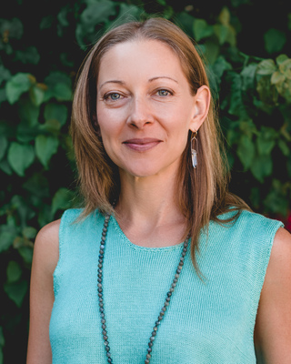 Photo of Jennifer Lilly, Marriage & Family Therapist in Temescal, Oakland, CA