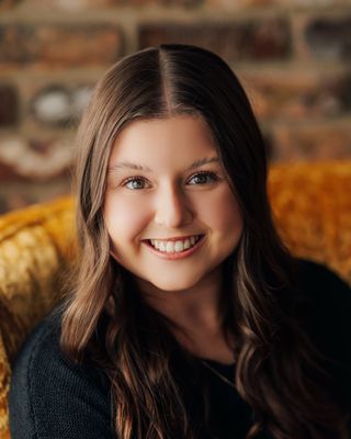 Photo of Claire Geiman, Clinical Social Work/Therapist, LMSW, TLMHC