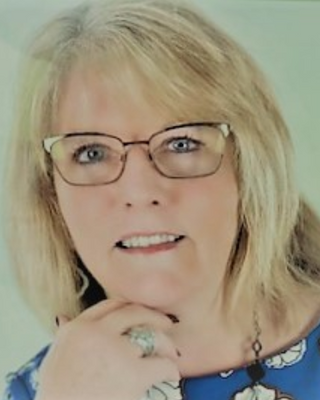 Photo of Gwen Mundorf, Clinical Social Work/Therapist, LCSW