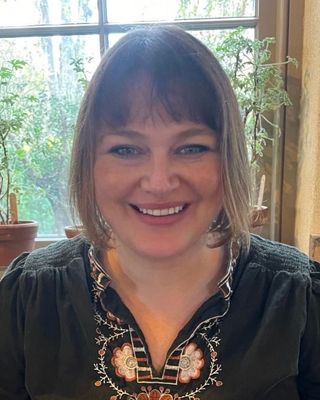 Photo of Katherine Nickoll, Counsellor, MNCPS Acc.