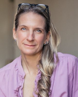 Photo of Amanda Bradley, Psychotherapist, MSc, MUKCP