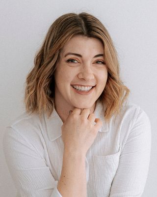 Photo of Lauren Gibson, Marriage & Family Therapist, MS, LMFT