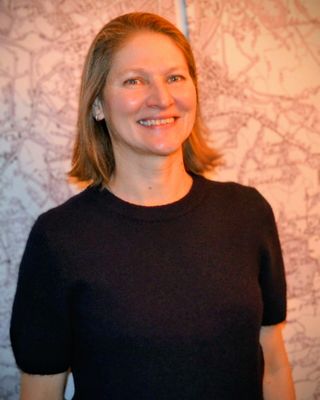 Photo of Eva Horton, Psychotherapist, MSc, MNCPS Acc.