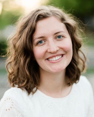 Photo of Elizabeth Pulsipher, Clinical Social Work/Therapist, CSW, CPH