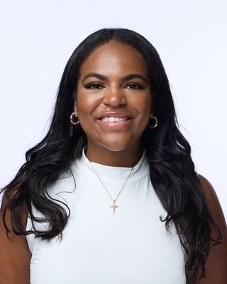 Photo of Ari Lee, Marriage & Family Therapist, MFT