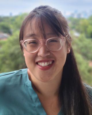 Photo of Robyn Cheung, MA, RP (Q), Registered Psychotherapist (Qualifying)