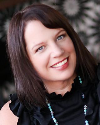 Photo of Erin Amundson, Licensed Professional Counselor, MA, LPC, online