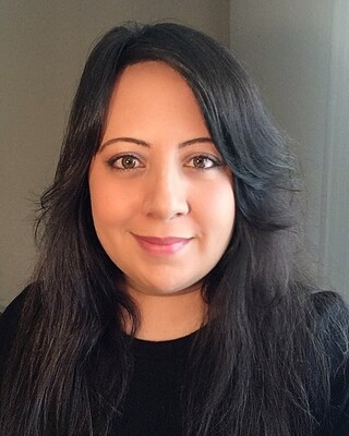 Photo of Andrea Florez, Licensed Professional Counselor in Washington, DC